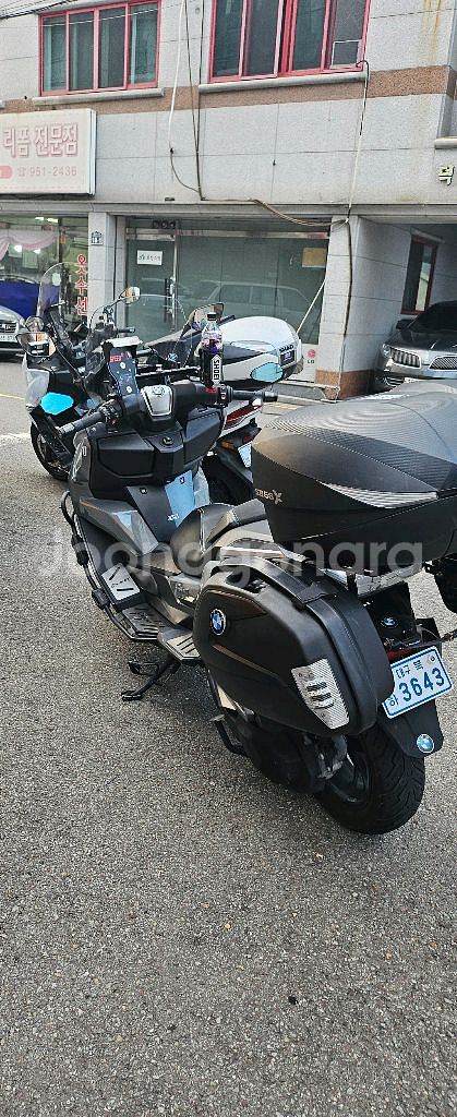 bmw c400gt--2