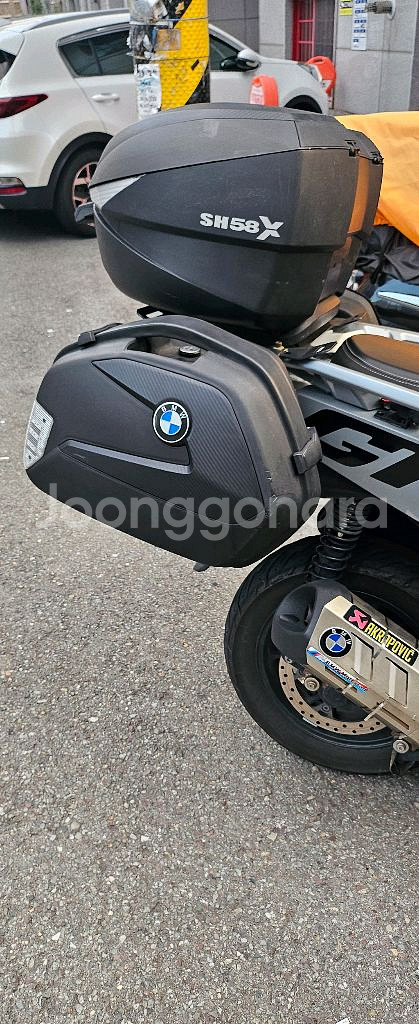 bmw c400gt--7