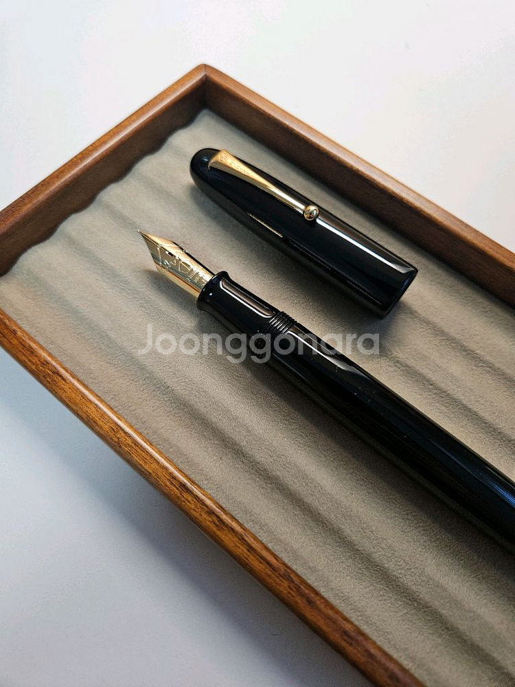 (급처)나미키 엠페러 흑칠 50호 m닙 만년필 미사용--0