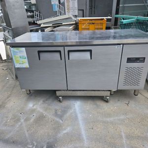 업소용 1800 테이블 냉장고 21년식 배송무료