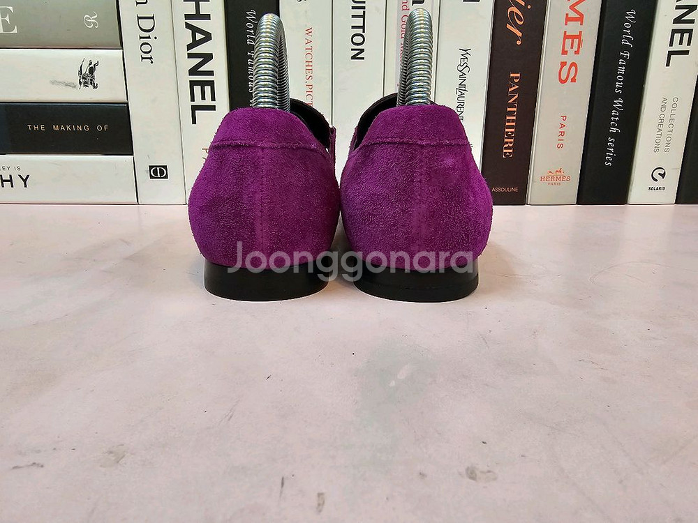 <새상품> 토즈 여성 스웨이드 로퍼 구두 235--4