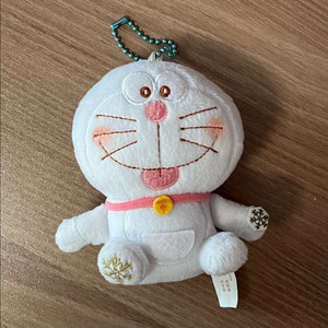 고전 도라에몽 눈꽃 도라에몽 인형 판매