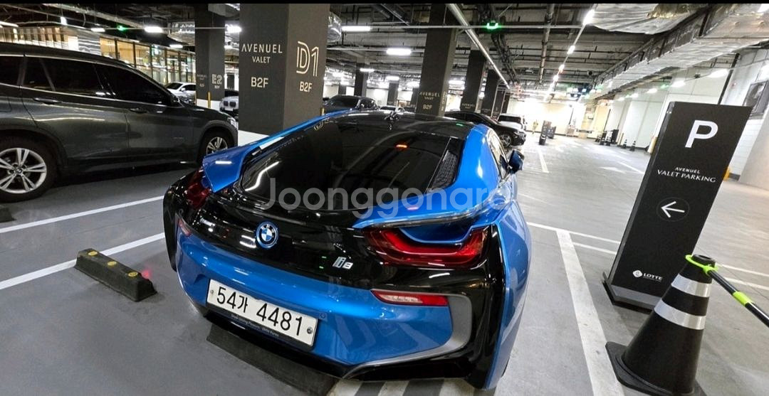 bmw i8 팝니다 (금융리스 승계) 2018년 등록--0