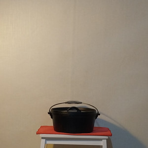 (중고)KAZMI 캠핑 무쇠냄비 팝니다.(24cm)