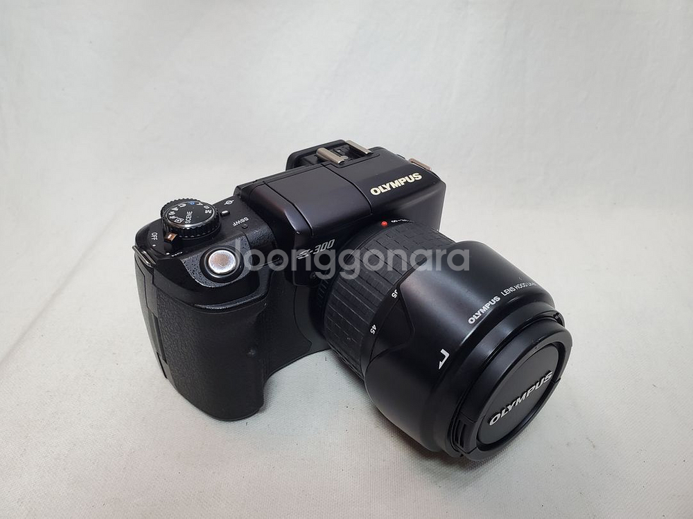 Olympus E-300 with 14-45mm 렌즈--6