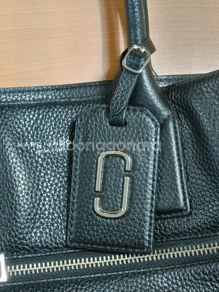 MARC JACOBS 마크제이콥스 천연소가죽 사각 오픈--3