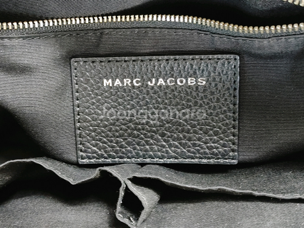 MARC JACOBS 마크제이콥스 천연소가죽 사각 오픈--6