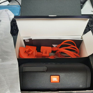 JBL TUNER FM