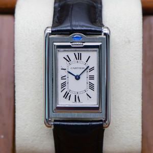 까르띠에 탱크 바스큘란트 2405 쿼츠 시계