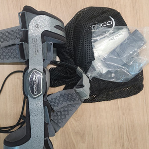 돈조이 OA adjuster3 우측 무릎 보조기 L
