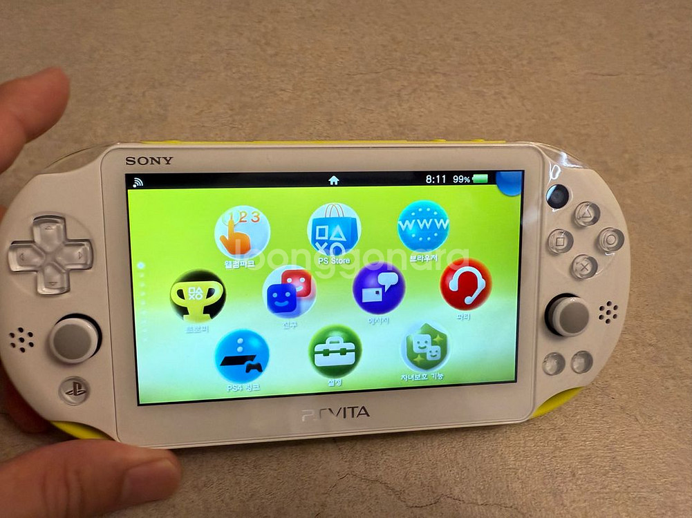 PS Vita 2세대 라임색--0