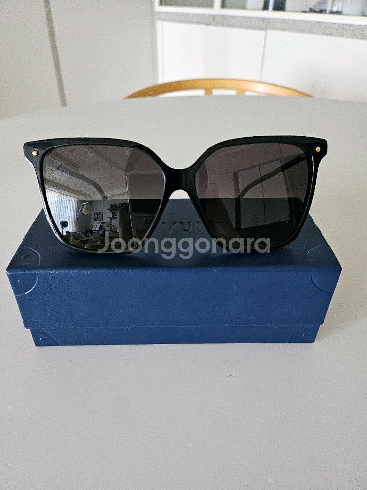 루이비통 선글라스--0