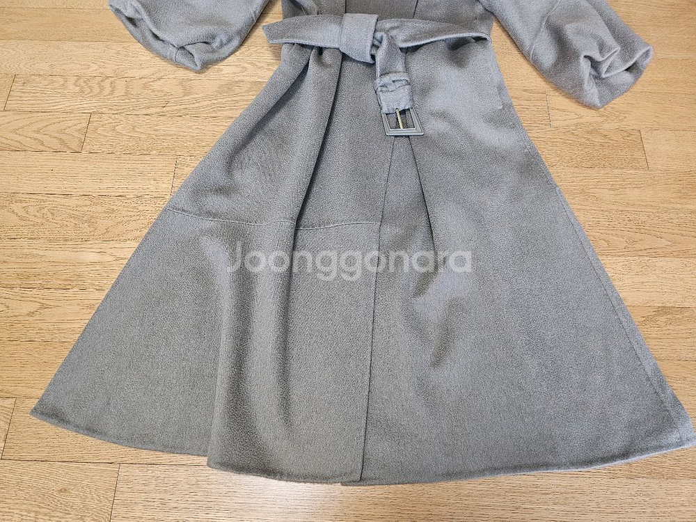 (새상품) 타임 캐시미어 퍼프커프스 코트--3