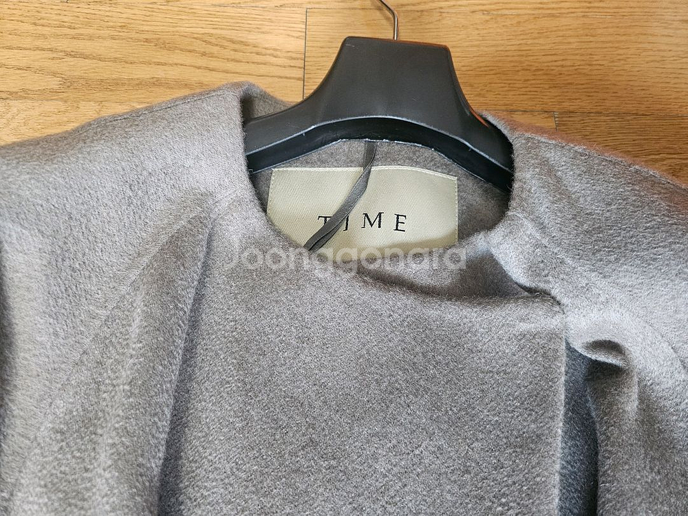 (새상품) 타임 캐시미어 퍼프커프스 코트--5