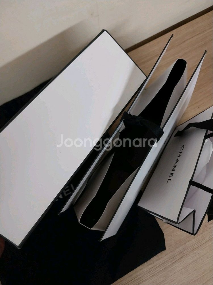 샤넬 미니쇼핑백, 종이가방,리본끈, 파우치 (일괄)--2