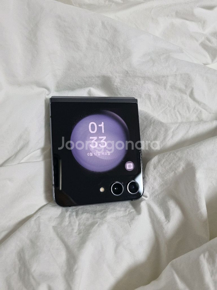 갤럭시z플립5 256 블랙 리퍼제품--1