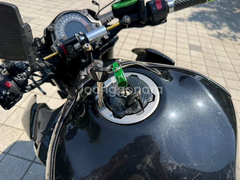 가와사키 z900 18년형 abs모델 판매합니다--8