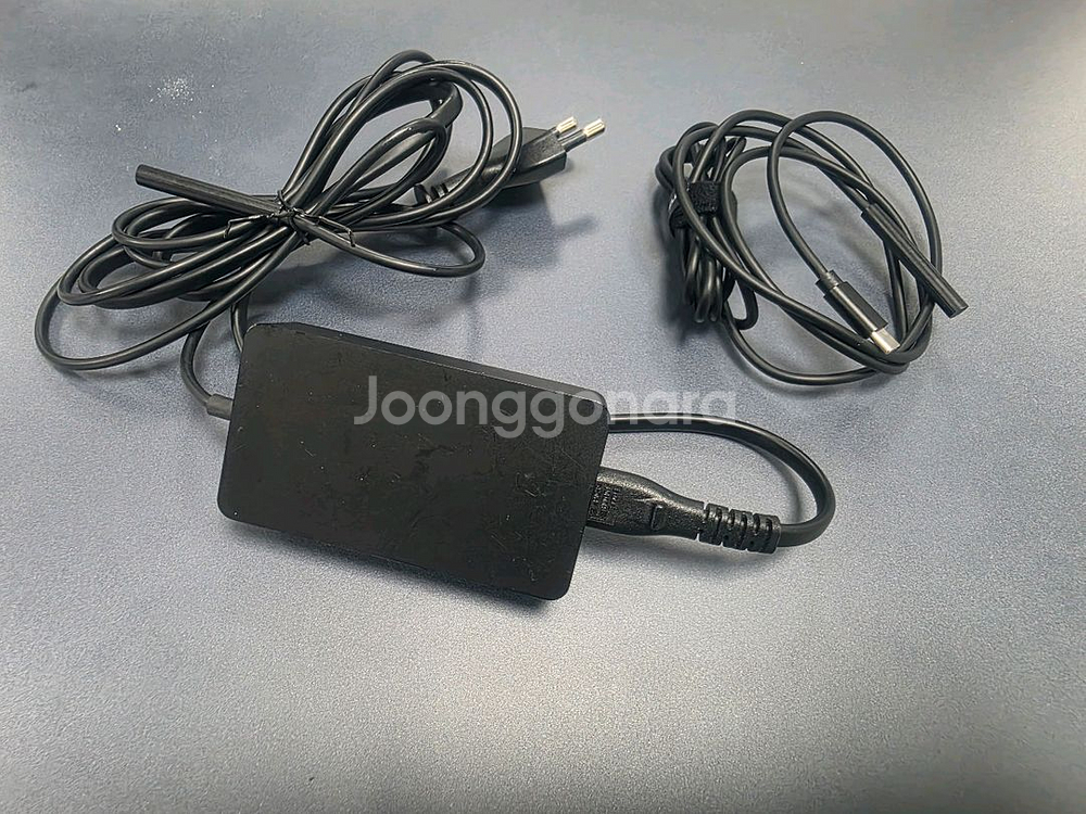 서피스프로9 SQ3 셀룰러모델 입니다--4
