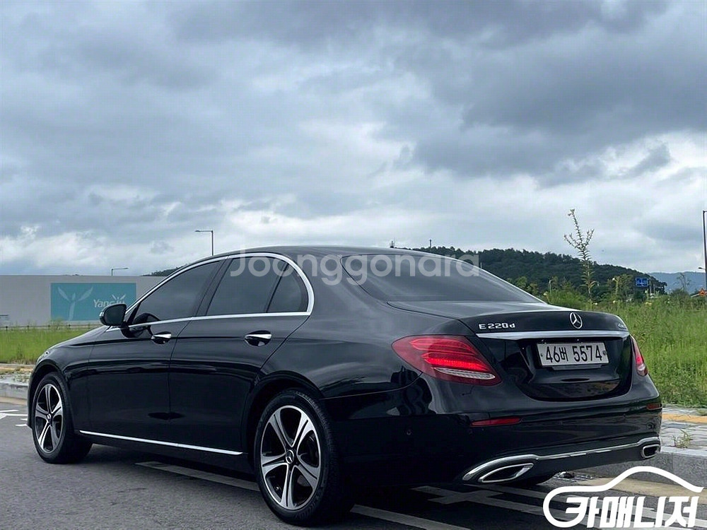 [벤츠]E-클래스 W213 E220d 아방가르드 (5인--3