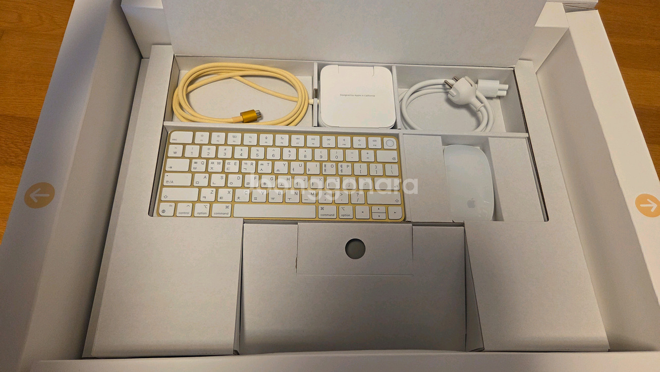 애플 iMac 아이맥 24인치 M1 (옐로우)--2
