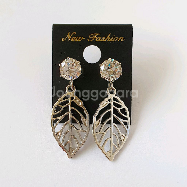 나뭇잎 귀걸이 / 패션 이어링--0