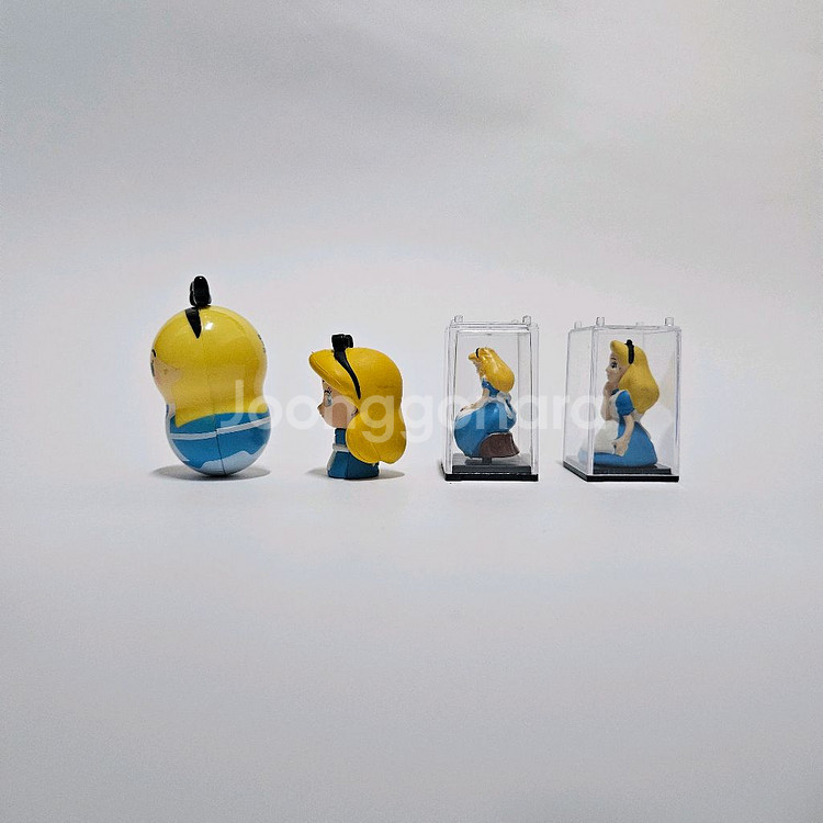 앨리스 피규어 4종--1