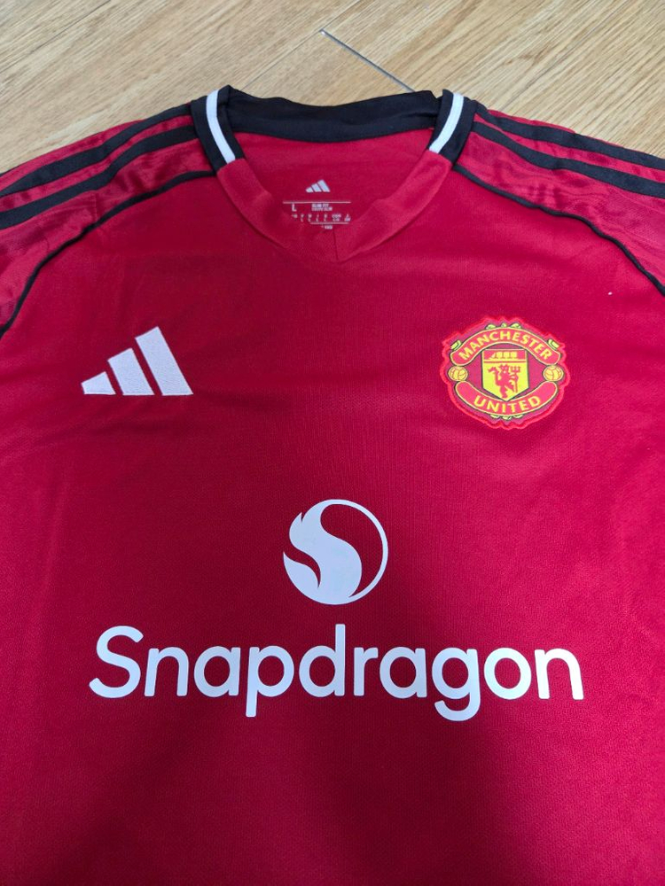 25-26시즌 맨유 브루노페르난데스 축구유니폼 판매 이미지