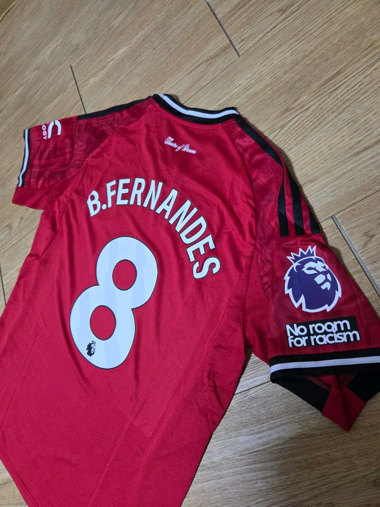 25-26시즌 맨유 브루노페르난데스 축구유니폼 판매 이미지