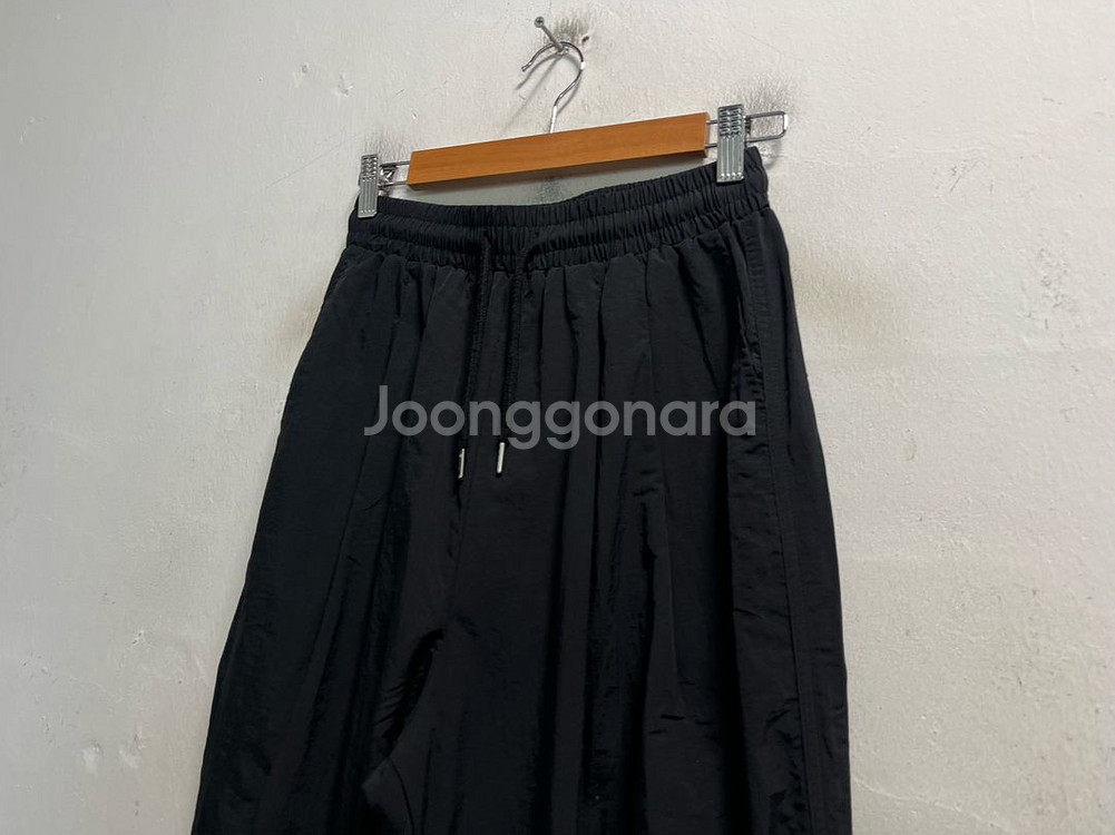 34 블랙 나일론 벌룬 밴딩 와이드팬츠 바지--1