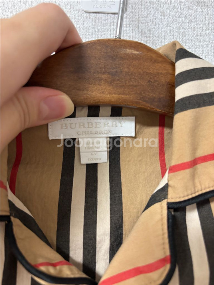 버버리 유아셔츠 (정품)--2