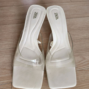 자라 투명젤리 크림색구두 여름하이힐구두 230