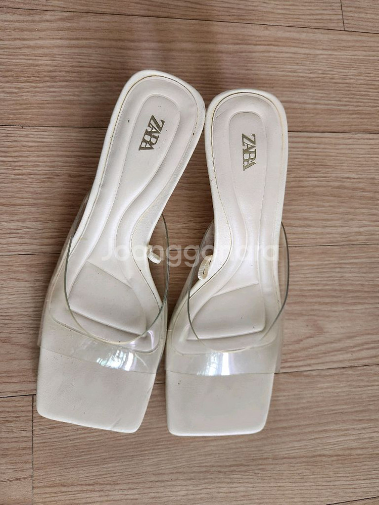 자라 투명젤리 크림색구두 여름하이힐구두 230--1