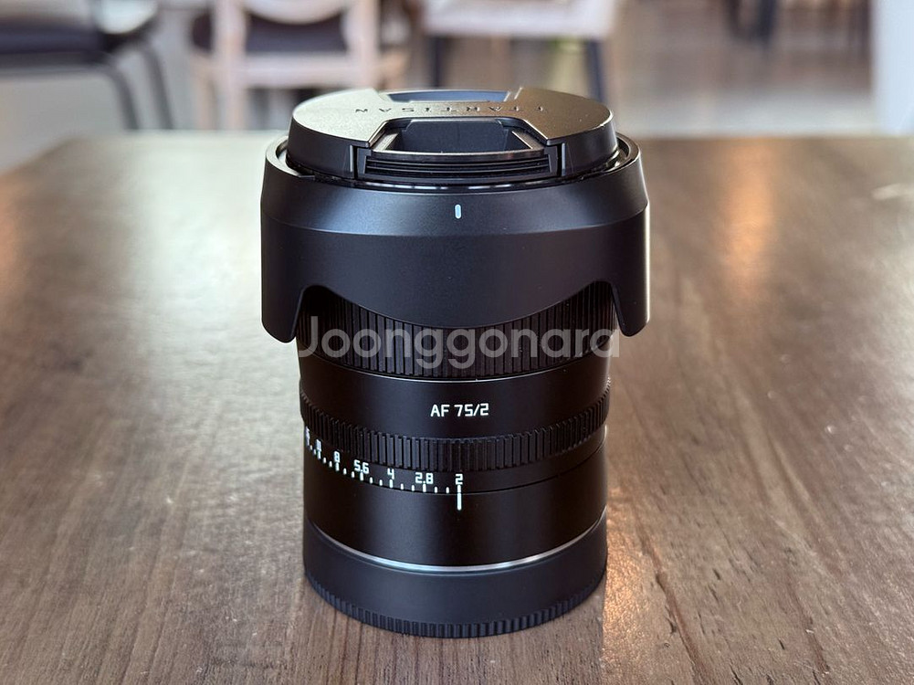 티티아티산 75mm F2 니콘 z마운트 렌즈를 판매--5