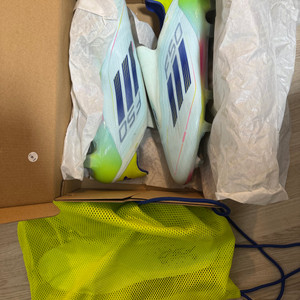 F50 Elite Semi Lucid Blue 295