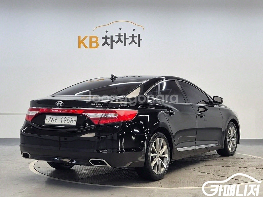 [현대]그랜저 HG HG220 PREMIUM (5인승)--2