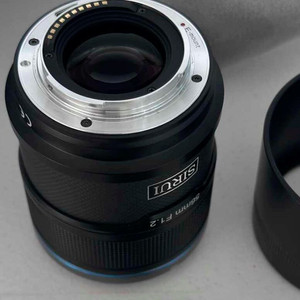 시루이 소니마운트56mm1.2