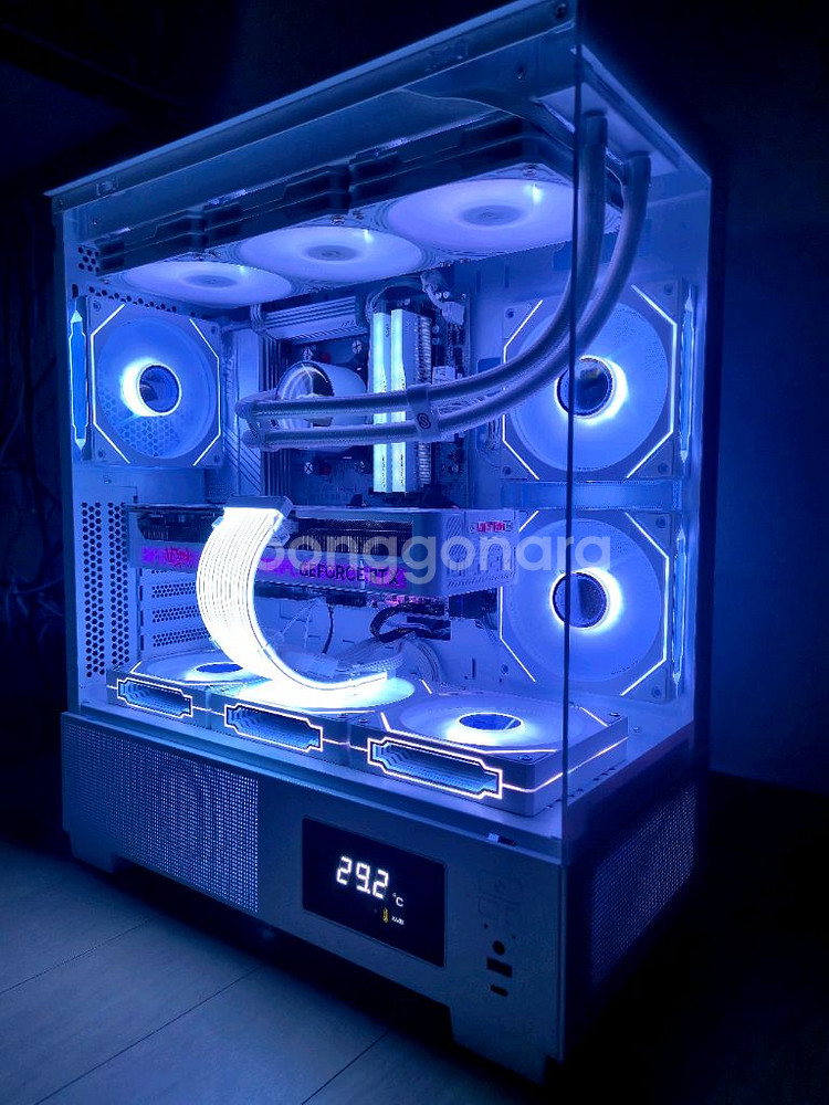 7800x3d+RTX 5070 화이트 컴퓨터 [서울]--4