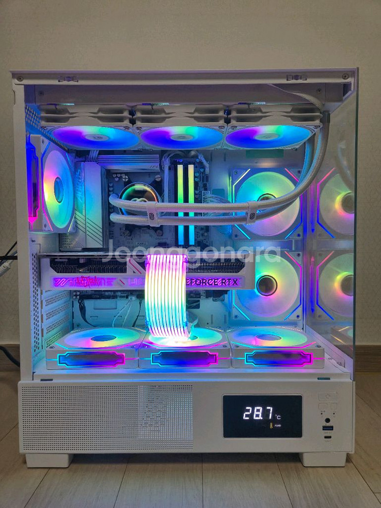 7800x3d+RTX 5070 화이트 컴퓨터 [서울]--2