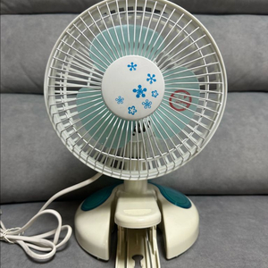 퀸센스 클립 분리형 미니 선풍기