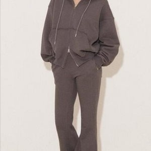 매니모어몽 스웻셋업