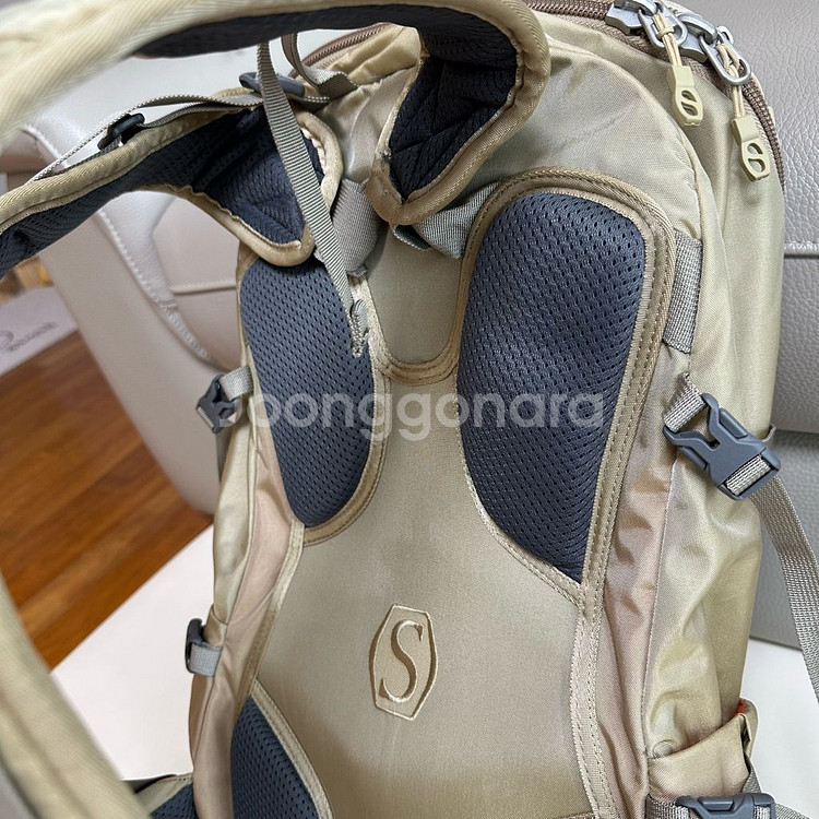 써미트 뉴 마그마 36L 등산 트레킹 백팩--9