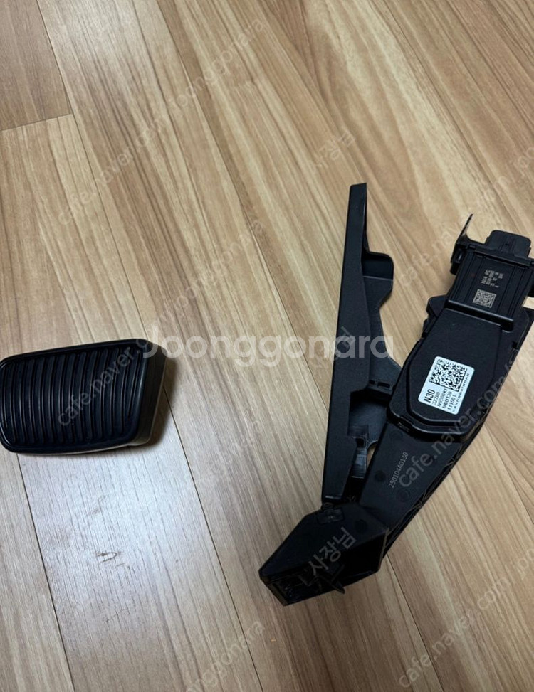 자동차 악셀 브레이크 페달 팝니다--1