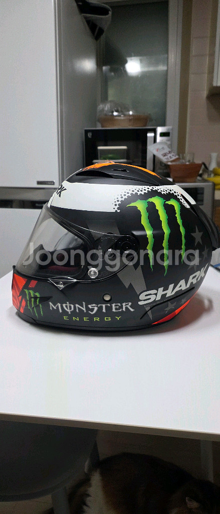 샤크 race r pro XL사이즈 팝니다.--2