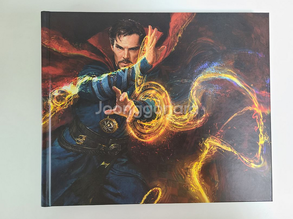 마블 닥터스트레인지 아트북(원서)--1