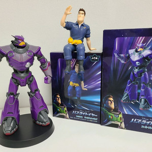 토이스토리 버즈라이트이어+저그 피규어 세트