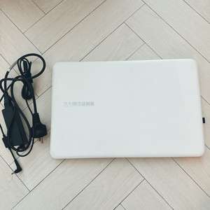 삼성 노트북 NT550E8Z-AD3A