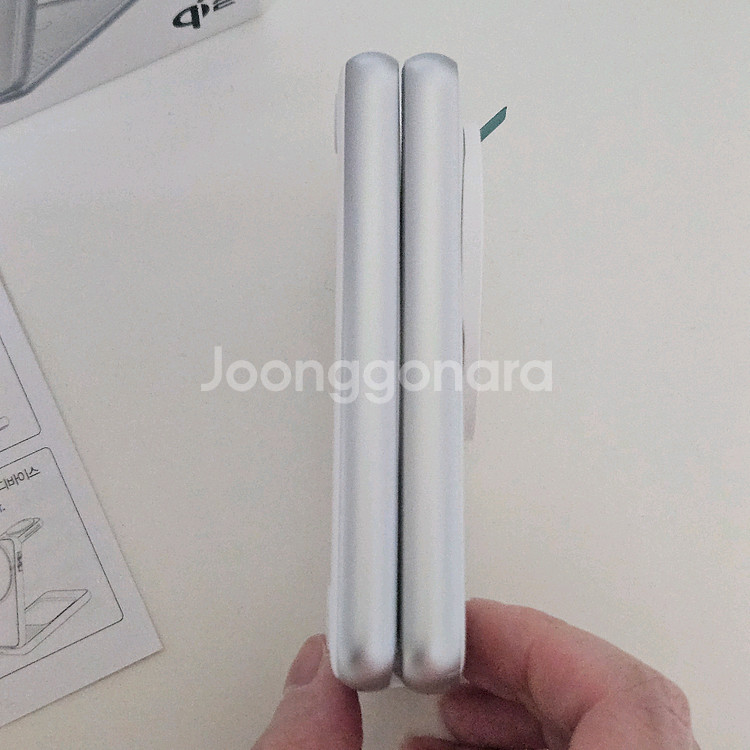 클레버 타키온 3in1 폴딩 무선충전기--3