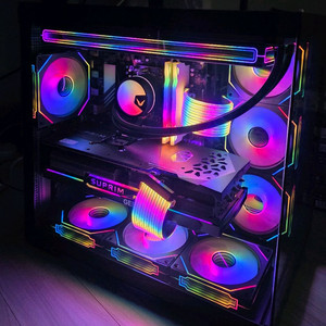 라이젠7 9800X3D RTX5080 본체 팝니다