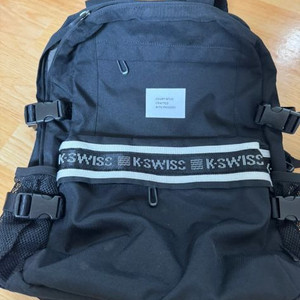 K-SWISS 검정 백팩 팝니당
