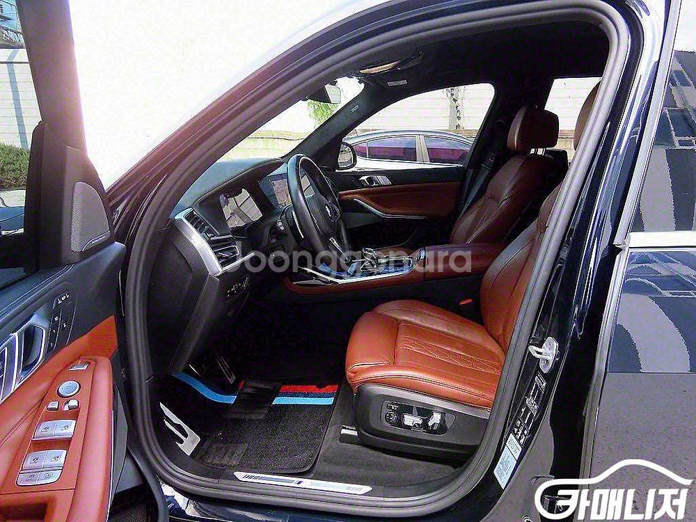 [BMW]X7 (G07) xDrive 40i M 스포츠--4